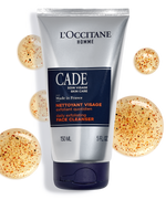 Oczyszczający peeling do twarzy Cade